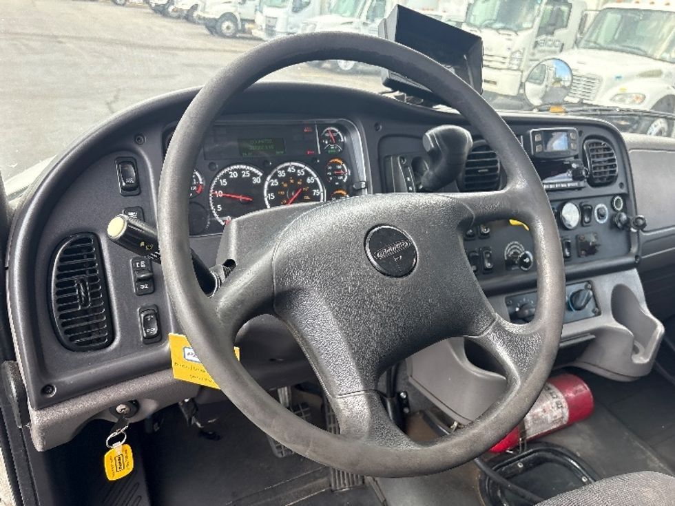Medium Duty Box Truck-Light and Medium Duty Trucks-Freightliner-2020-M2-West Babylon-NY-219,466\n\t\tmiles-$ 41,500 - Image 17