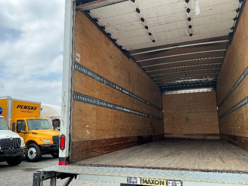 Medium Duty Box Truck-Light and Medium Duty Trucks-Freightliner-2020-M2-West Columbia-SC-300,749\n\t\tmiles-$ 33,750 - Image 11
