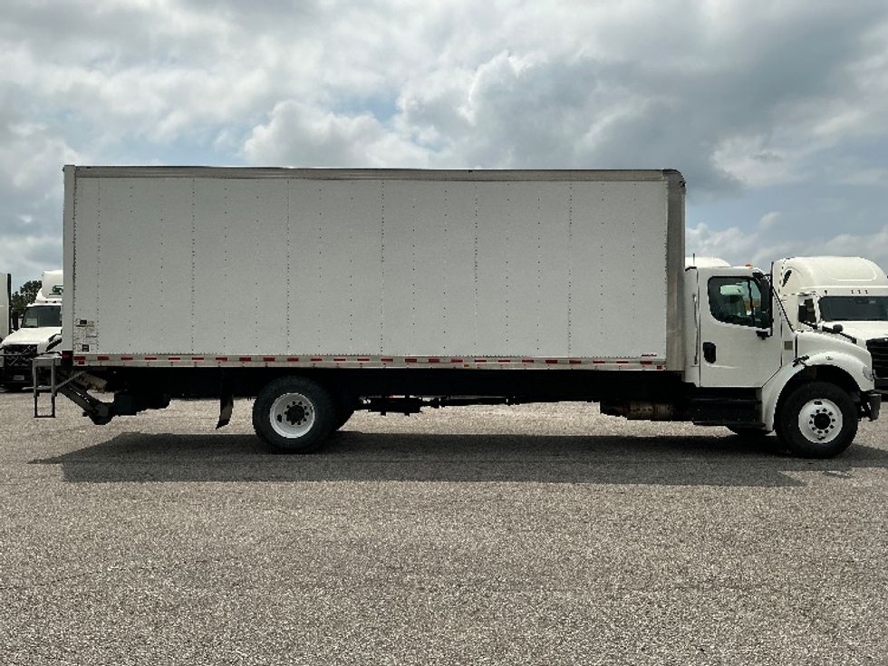 Medium Duty Box Truck-Light and Medium Duty Trucks-Freightliner-2020-M2-West Columbia-SC-300,749\n\t\tmiles-$ 33,750 - Image 15