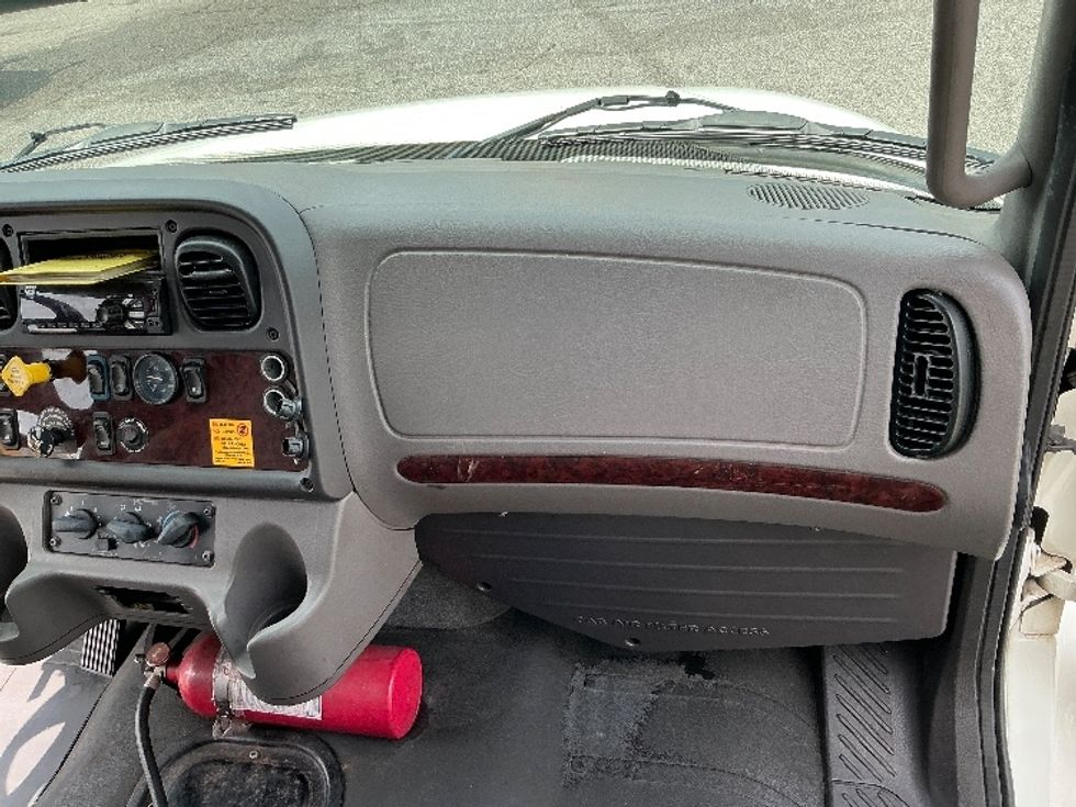 Medium Duty Box Truck-Light and Medium Duty Trucks-Freightliner-2020-M2-West Columbia-SC-300,749\n\t\tmiles-$ 33,750 - Image 21