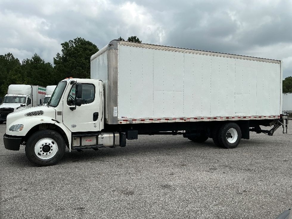 Medium Duty Box Truck-Light and Medium Duty Trucks-Freightliner-2020-M2-West Columbia-SC-300,749\n\t\tmiles-$ 33,750 - Image 4