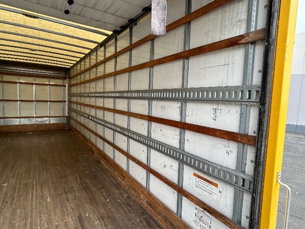 Medium Duty Box Truck-Light and Medium Duty Trucks-Freightliner-2020-M2-West Sacramento-CA-108,339\n\t\tmiles-$ 45,250 - Image 12