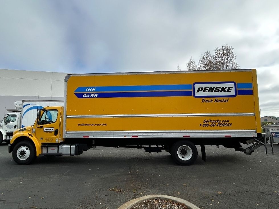 Medium Duty Box Truck-Light and Medium Duty Trucks-Freightliner-2020-M2-West Sacramento-CA-108,339\n\t\tmiles-$ 45,250 - Image 4