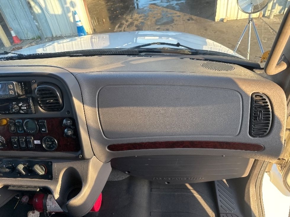 Medium Duty Box Truck-Light and Medium Duty Trucks-Freightliner-2020-M2-West Sacramento-CA-110,794\n\t\tmiles-$ 65,750 - Image 21