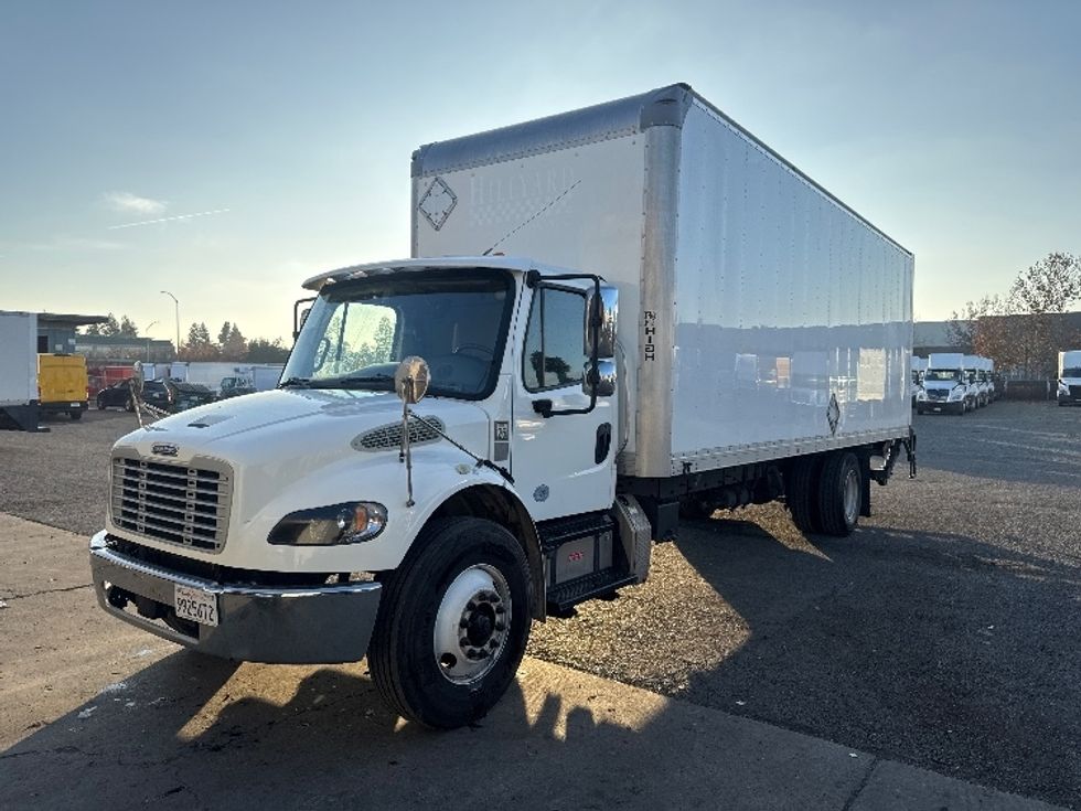 Medium Duty Box Truck-Light and Medium Duty Trucks-Freightliner-2020-M2-West Sacramento-CA-110,794\n\t\tmiles-$ 65,750 - Image 3