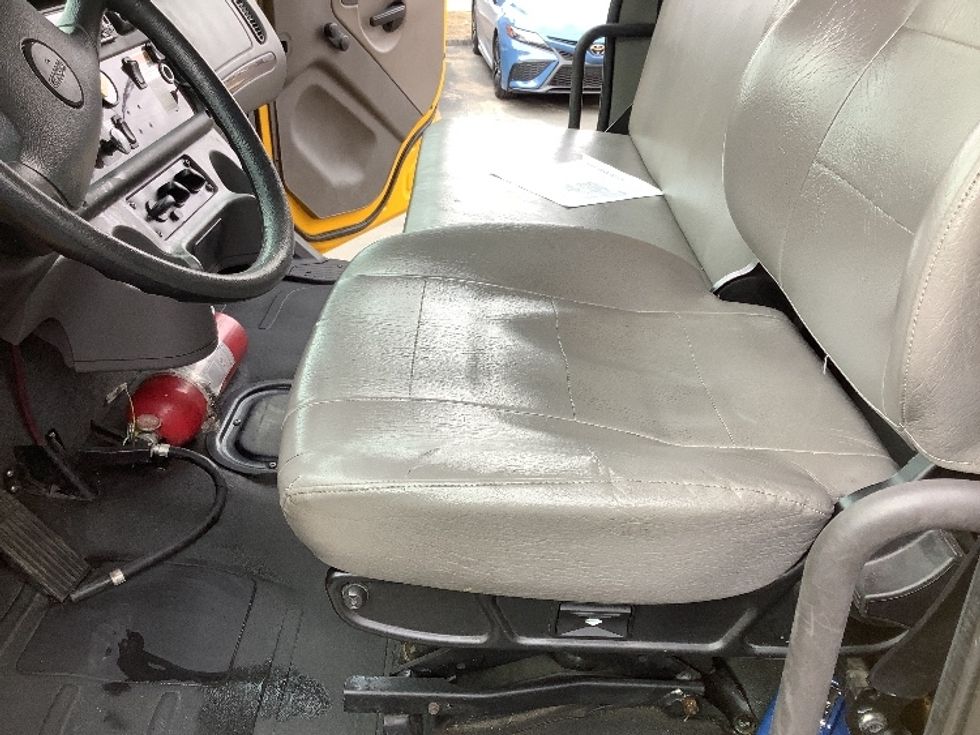 Medium Duty Box Truck-Light and Medium Duty Trucks-Freightliner-2020-M2-West Sacramento-CA-111,371\n\t\tmiles-$ 68,500 - Image 18