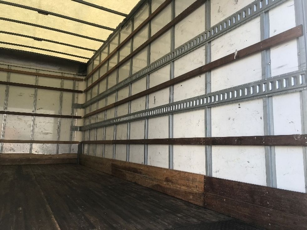 Medium Duty Box Truck-Light and Medium Duty Trucks-Freightliner-2020-M2-West Sacramento-CA-112,281\n\t\tmiles-$ 55,750 - Image 12