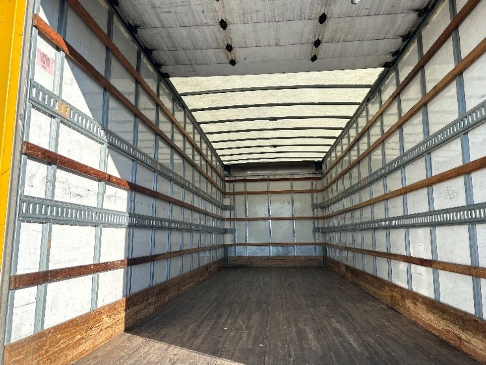 Medium Duty Box Truck-Light and Medium Duty Trucks-Freightliner-2020-M2-West Sacramento-CA-129,295\n\t\tmiles-$ 61,000 - Image 8