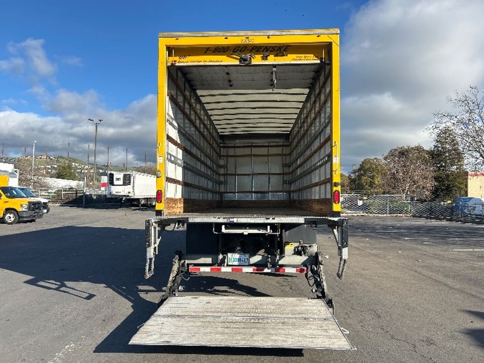 Medium Duty Box Truck-Light and Medium Duty Trucks-Freightliner-2020-M2-West Sacramento-CA-129,295\n\t\tmiles-$ 61,000 - Image 9