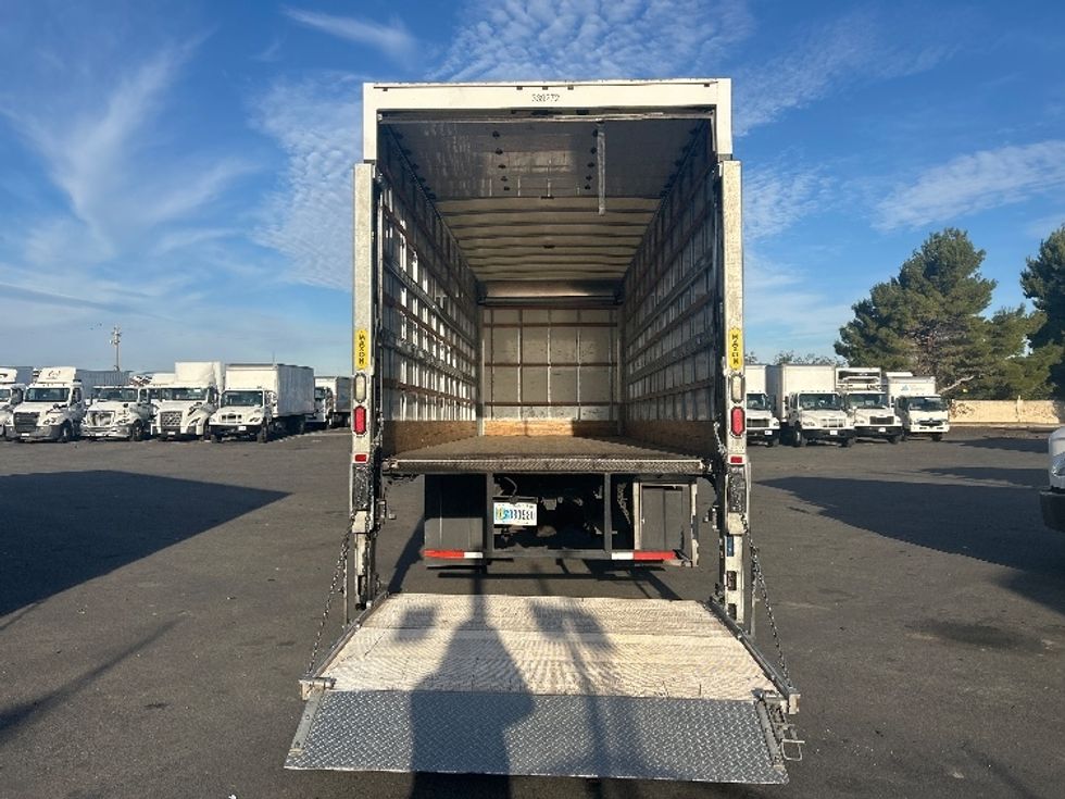 Medium Duty Box Truck-Light and Medium Duty Trucks-Freightliner-2020-M2-West Sacramento-CA-134,881\n\t\tmiles-$ 57,250 - Image 9