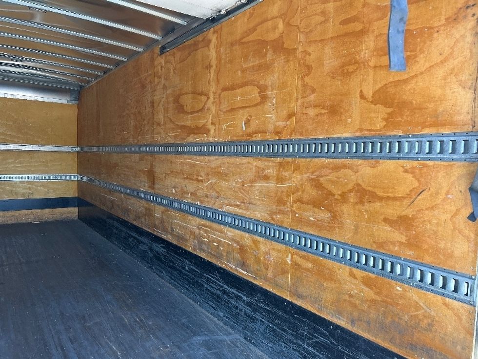 Medium Duty Box Truck-Light and Medium Duty Trucks-Freightliner-2020-M2-West Sacramento-CA-135,956\n\t\tmiles-$ 54,750 - Image 12
