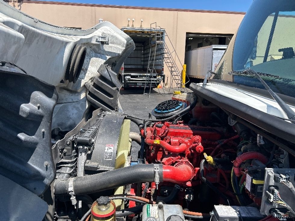 Medium Duty Box Truck-Light and Medium Duty Trucks-Freightliner-2020-M2-West Sacramento-CA-135,956\n\t\tmiles-$ 54,750 - Image 24