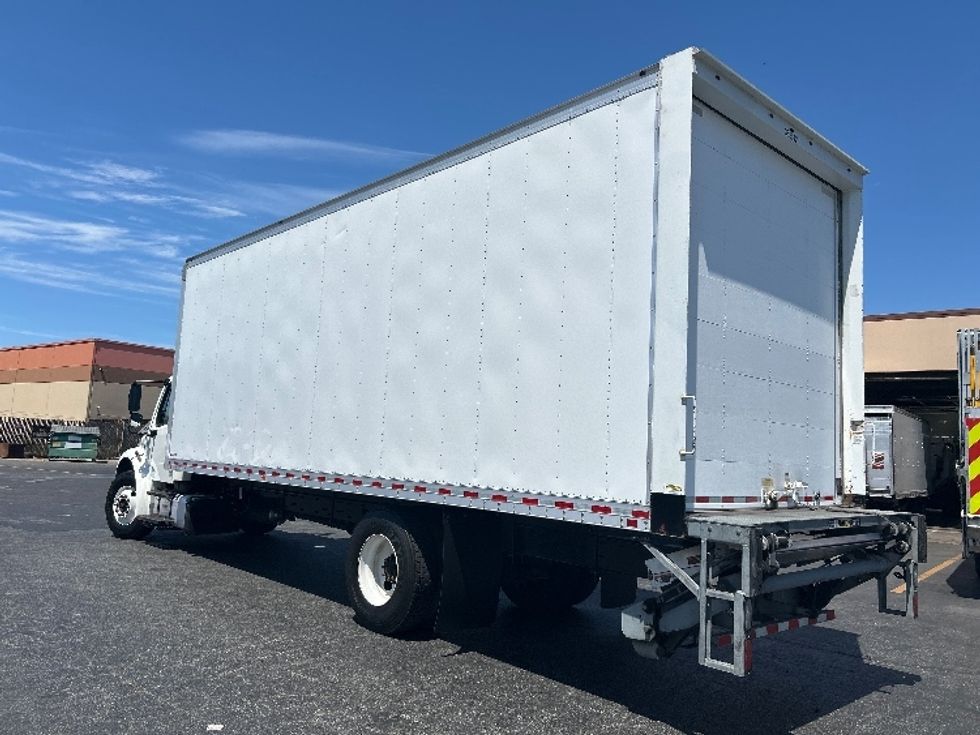 Medium Duty Box Truck-Light and Medium Duty Trucks-Freightliner-2020-M2-West Sacramento-CA-135,956\n\t\tmiles-$ 54,750 - Image 6
