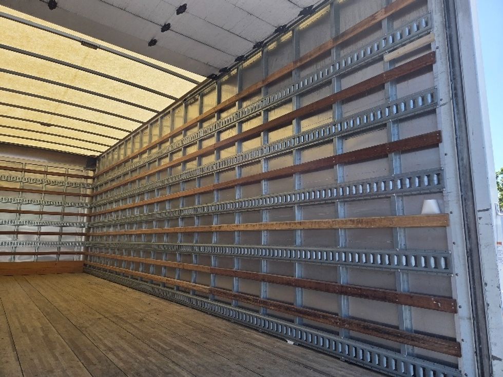Medium Duty Box Truck-Light and Medium Duty Trucks-Freightliner-2020-M2-West Sacramento-CA-138,523\n\t\tmiles-$ 59,250 - Image 12