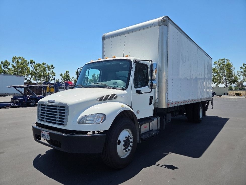 Medium Duty Box Truck-Light and Medium Duty Trucks-Freightliner-2020-M2-West Sacramento-CA-138,523\n\t\tmiles-$ 59,250 - Image 3
