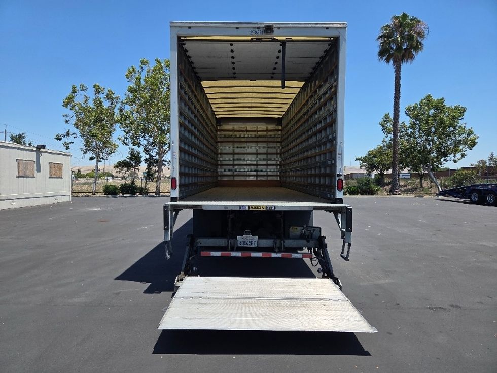 Medium Duty Box Truck-Light and Medium Duty Trucks-Freightliner-2020-M2-West Sacramento-CA-138,523\n\t\tmiles-$ 59,250 - Image 9