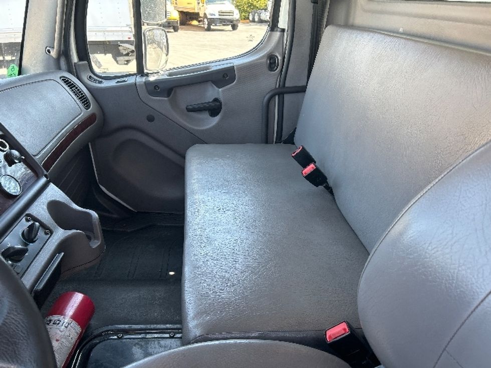 Medium Duty Box Truck-Light and Medium Duty Trucks-Freightliner-2020-M2-West Sacramento-CA-149,768\n\t\tmiles-$ 58,000 - Image 19