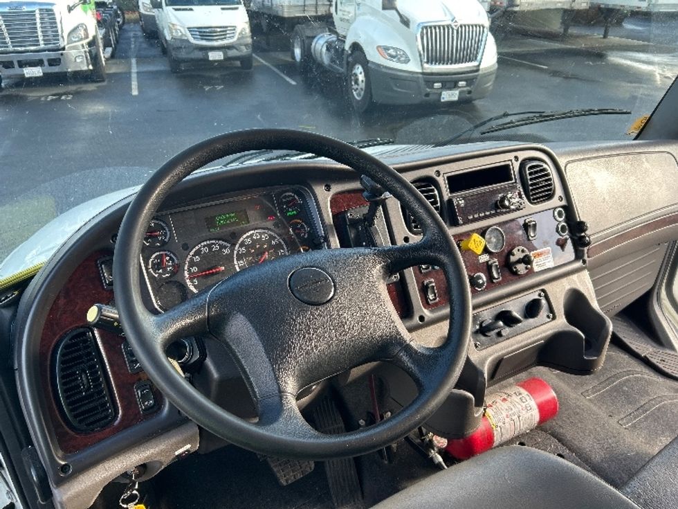 Medium Duty Box Truck-Light and Medium Duty Trucks-Freightliner-2020-M2-West Sacramento-CA-155,512\n\t\tmiles-$ 54,000 - Image 17