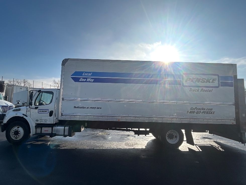 Medium Duty Box Truck-Light and Medium Duty Trucks-Freightliner-2020-M2-West Sacramento-CA-155,512\n\t\tmiles-$ 54,000 - Image 4