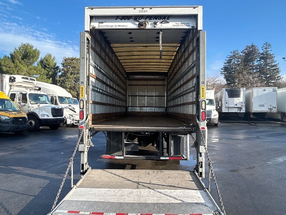 Medium Duty Box Truck-Light and Medium Duty Trucks-Freightliner-2020-M2-West Sacramento-CA-155,512\n\t\tmiles-$ 54,000 - Image 9