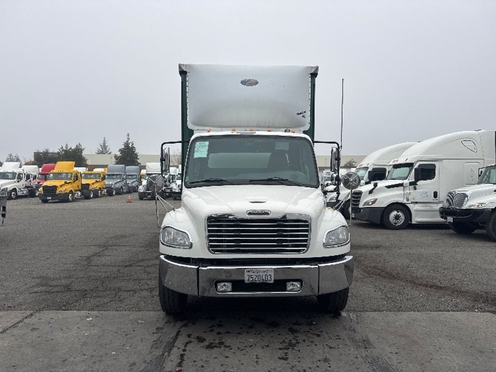 Medium Duty Box Truck-Light and Medium Duty Trucks-Freightliner-2020-M2-West Sacramento-CA-179,674\n\t\tmiles-$ 48,000 - Image 2