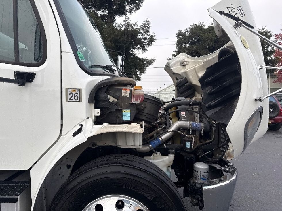 Medium Duty Box Truck-Light and Medium Duty Trucks-Freightliner-2020-M2-West Sacramento-CA-179,674\n\t\tmiles-$ 48,000 - Image 23