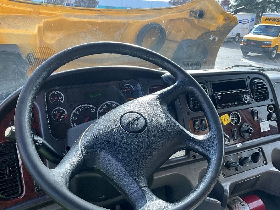 Medium Duty Box Truck-Light and Medium Duty Trucks-Freightliner-2020-M2-West Sacramento-CA-181,767\n\t\tmiles-$ 53,750 - Image 14