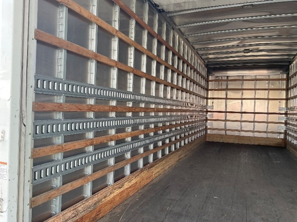 Medium Duty Box Truck-Light and Medium Duty Trucks-Freightliner-2020-M2-West Sacramento-CA-195,313\n\t\tmiles-$ 48,000 - Image 11