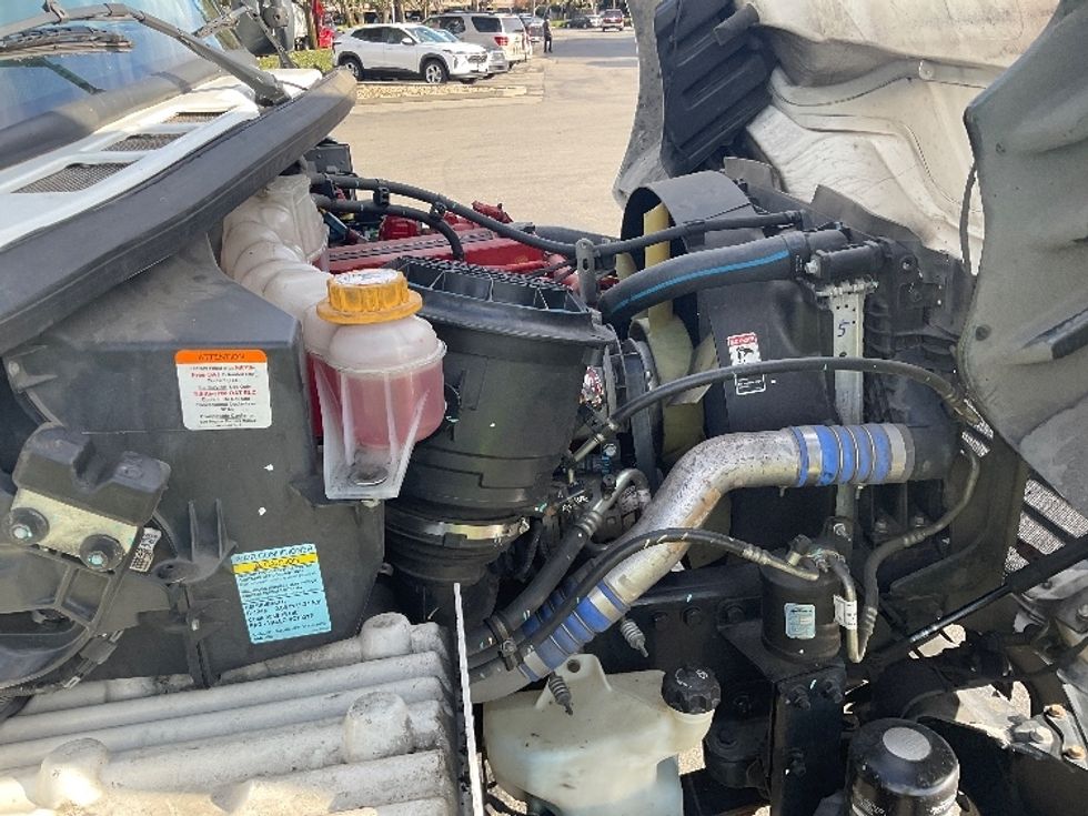 Medium Duty Box Truck-Light and Medium Duty Trucks-Freightliner-2020-M2-West Sacramento-CA-195,313\n\t\tmiles-$ 48,000 - Image 23