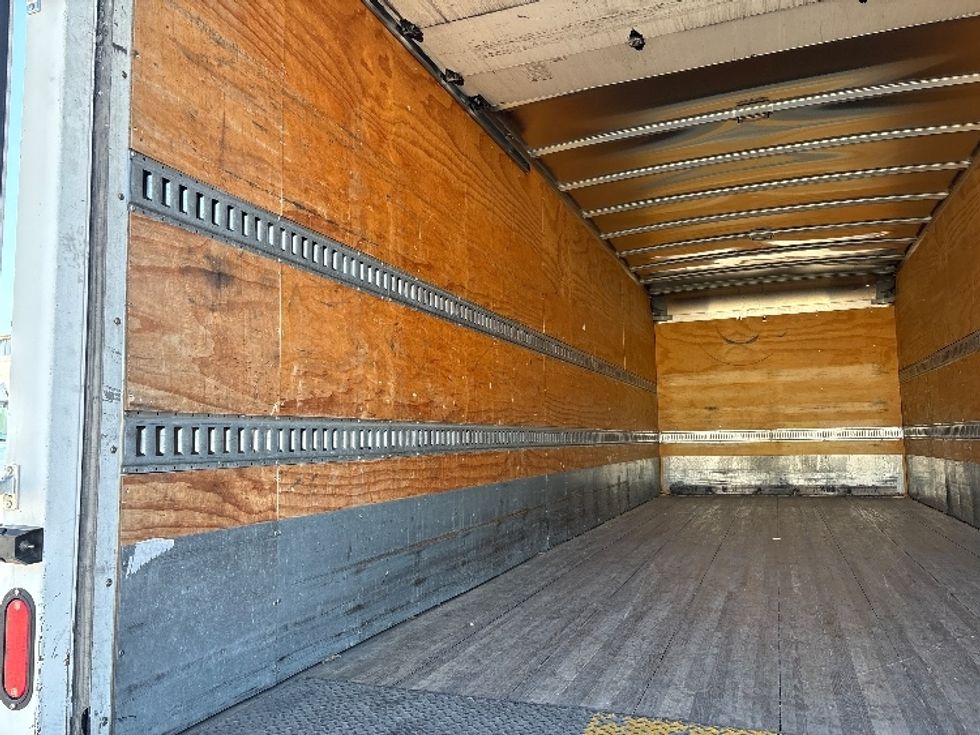 Medium Duty Box Truck-Light and Medium Duty Trucks-Freightliner-2020-M2-West Sacramento-CA-237,205\n\t\tmiles-$ 33,750 - Image 11
