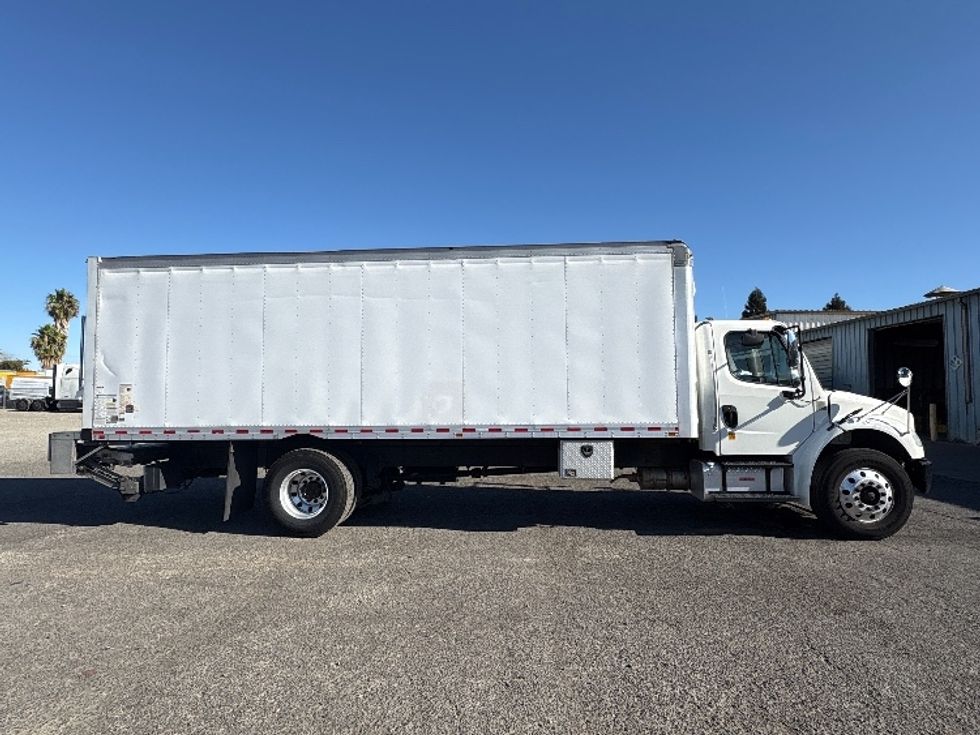 Medium Duty Box Truck-Light and Medium Duty Trucks-Freightliner-2020-M2-West Sacramento-CA-237,205\n\t\tmiles-$ 33,750 - Image 15