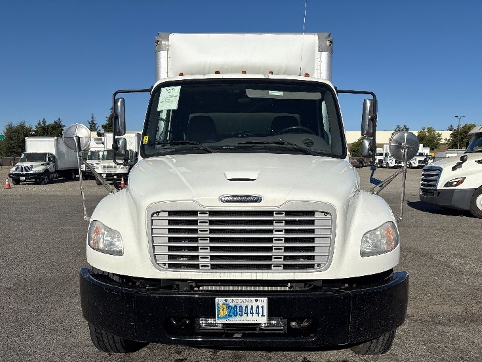 Medium Duty Box Truck-Light and Medium Duty Trucks-Freightliner-2020-M2-West Sacramento-CA-237,205\n\t\tmiles-$ 33,750 - Image 2