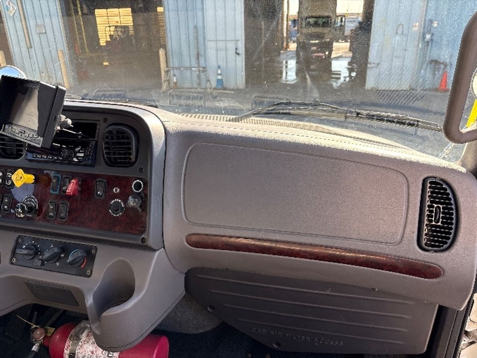 Medium Duty Box Truck-Light and Medium Duty Trucks-Freightliner-2020-M2-West Sacramento-CA-237,205\n\t\tmiles-$ 33,750 - Image 21
