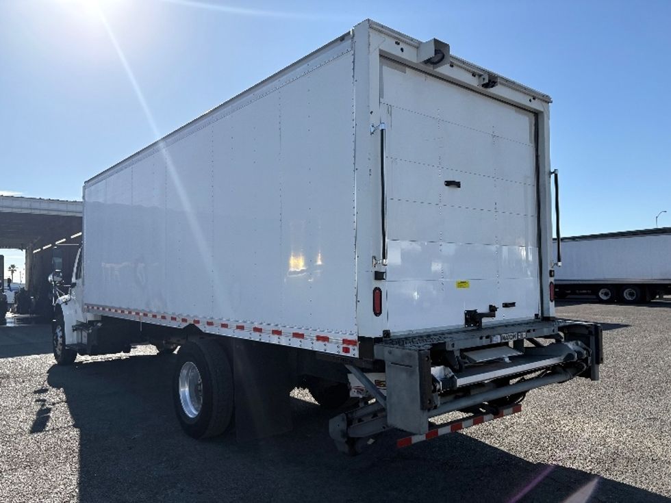 Medium Duty Box Truck-Light and Medium Duty Trucks-Freightliner-2020-M2-West Sacramento-CA-237,205\n\t\tmiles-$ 33,750 - Image 6