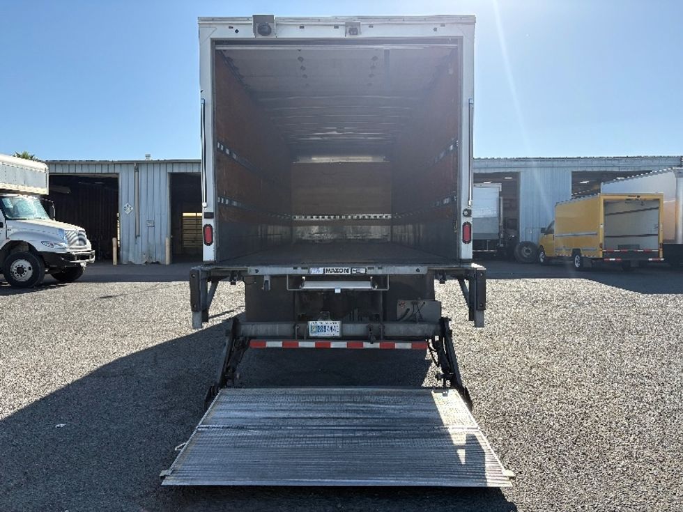 Medium Duty Box Truck-Light and Medium Duty Trucks-Freightliner-2020-M2-West Sacramento-CA-237,205\n\t\tmiles-$ 33,750 - Image 9