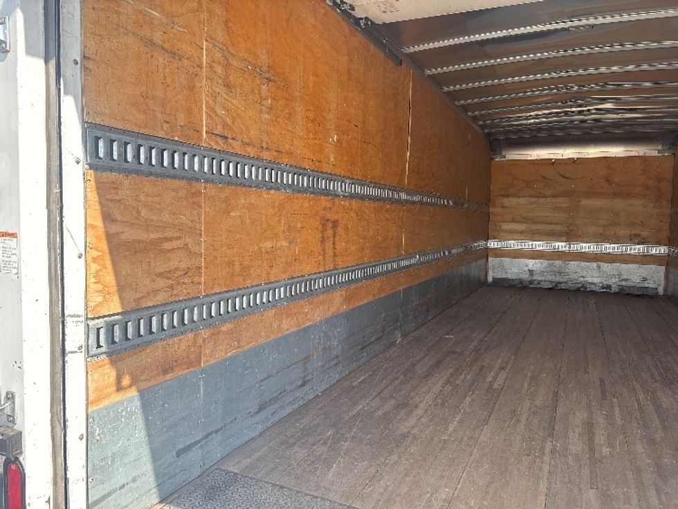 Medium Duty Box Truck-Light and Medium Duty Trucks-Freightliner-2020-M2-West Sacramento-CA-253,189\n\t\tmiles-$ 32,750 - Image 11