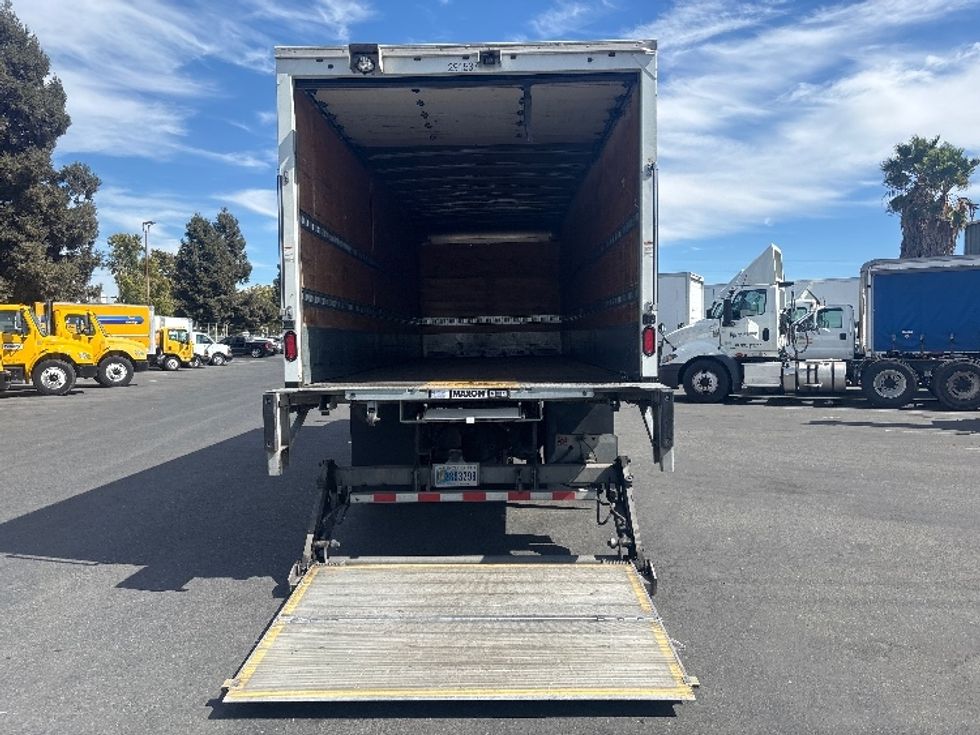 Medium Duty Box Truck-Light and Medium Duty Trucks-Freightliner-2020-M2-West Sacramento-CA-253,189\n\t\tmiles-$ 32,750 - Image 9