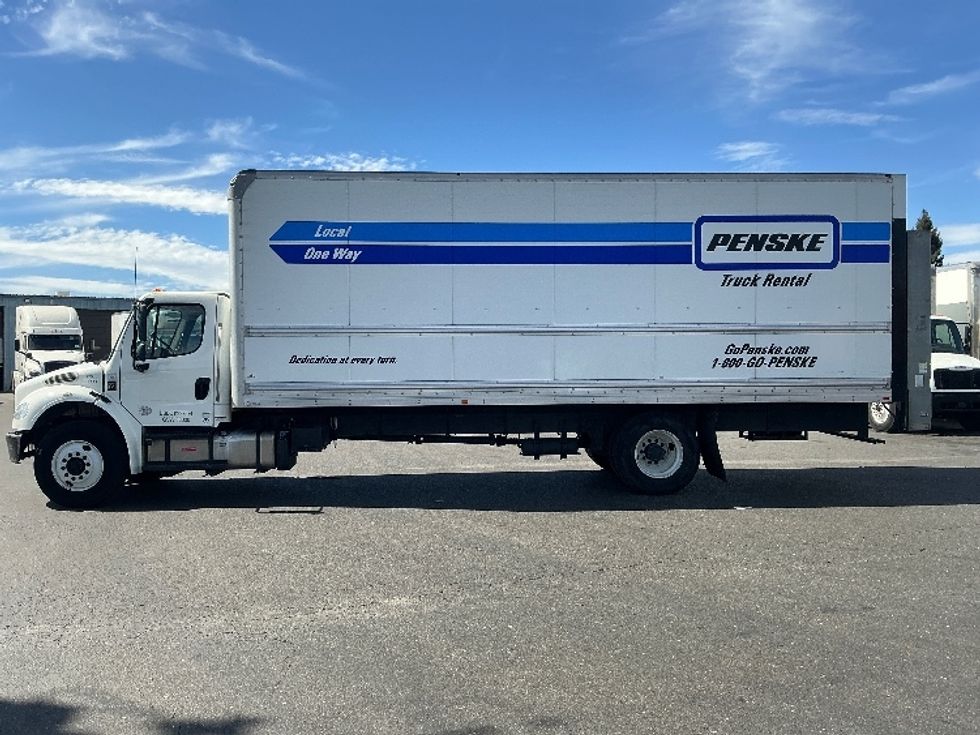 Medium Duty Box Truck-Light and Medium Duty Trucks-Freightliner-2020-M2-West Sacramento-CA-404,820\n\t\tmiles-$ 22,750 - Image 4