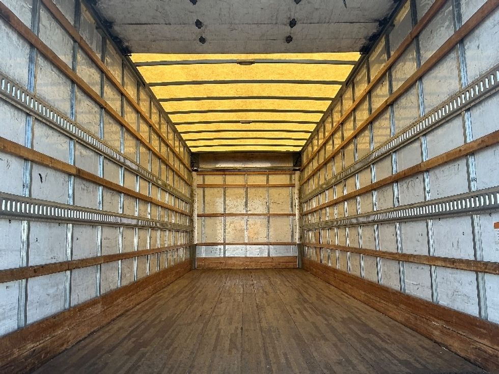 Medium Duty Box Truck-Light and Medium Duty Trucks-Freightliner-2020-M2-West Sacramento-CA-404,820\n\t\tmiles-$ 22,750 - Image 8