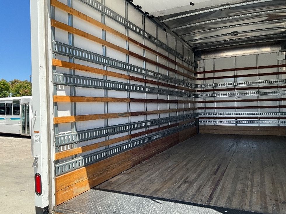 Medium Duty Box Truck-Light and Medium Duty Trucks-Freightliner-2020-M2-West Sacramento-CA-42,306\n\t\tmiles-$ 60,000 - Image 11