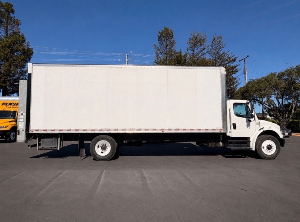 Medium Duty Box Truck-Light and Medium Duty Trucks-Freightliner-2020-M2-West Sacramento-CA-65,418\n\t\tmiles-$ 71,750 - Image 15