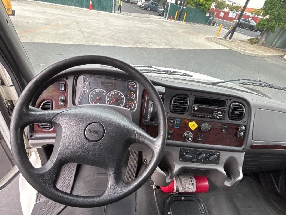 Medium Duty Box Truck-Light and Medium Duty Trucks-Freightliner-2020-M2-West Sacramento-CA-65,418\n\t\tmiles-$ 71,750 - Image 18