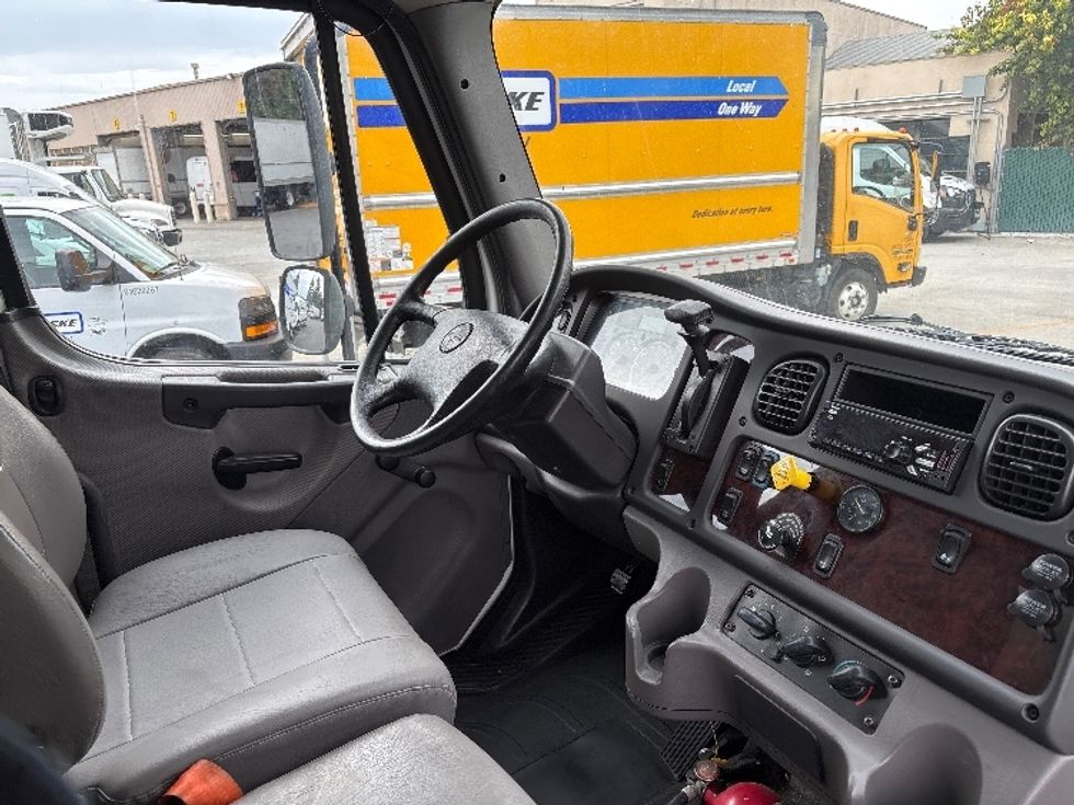 Medium Duty Box Truck-Light and Medium Duty Trucks-Freightliner-2020-M2-West Sacramento-CA-65,418\n\t\tmiles-$ 71,750 - Image 22