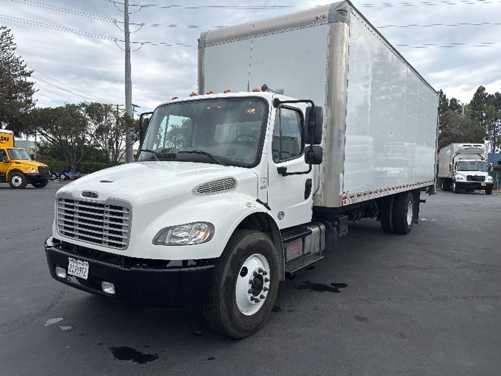 Medium Duty Box Truck-Light and Medium Duty Trucks-Freightliner-2020-M2-West Sacramento-CA-65,418\n\t\tmiles-$ 71,750 - Image 3