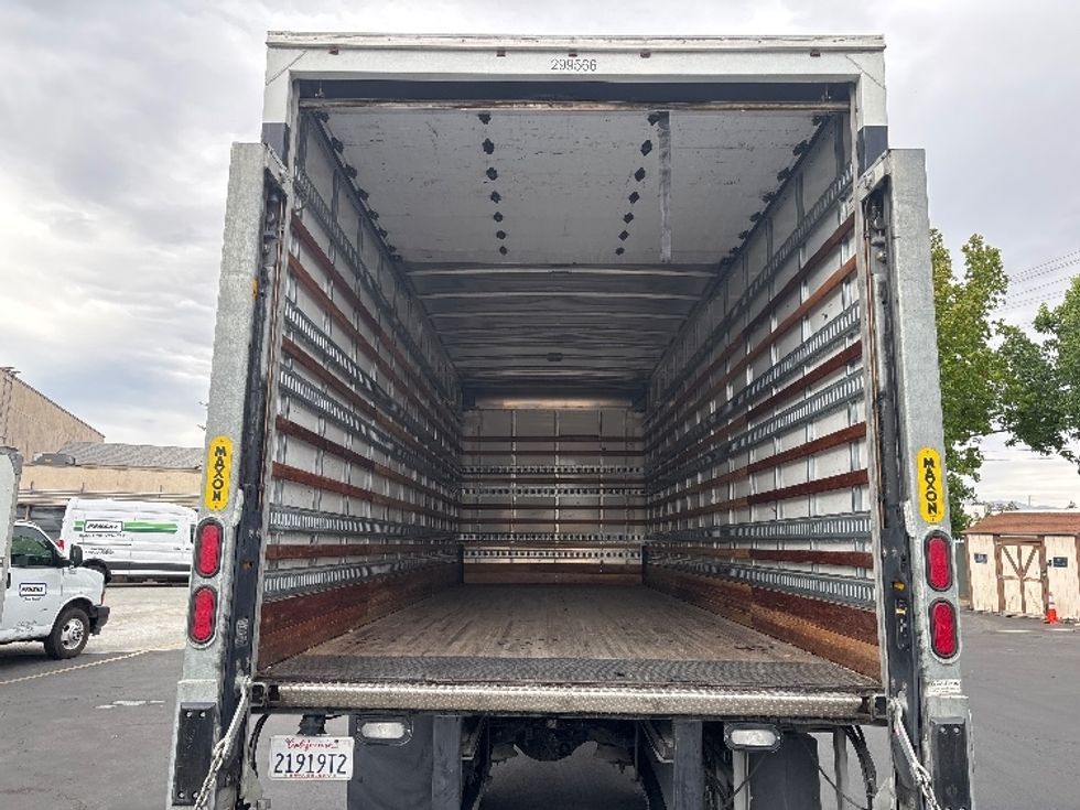 Medium Duty Box Truck-Light and Medium Duty Trucks-Freightliner-2020-M2-West Sacramento-CA-65,418\n\t\tmiles-$ 71,750 - Image 8