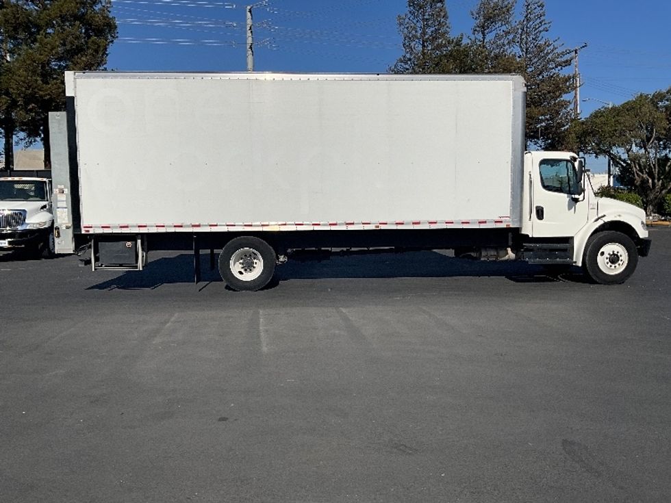 Medium Duty Box Truck-Light and Medium Duty Trucks-Freightliner-2020-M2-West Sacramento-CA-73,330\n\t\tmiles-$ 71,000 - Image 15