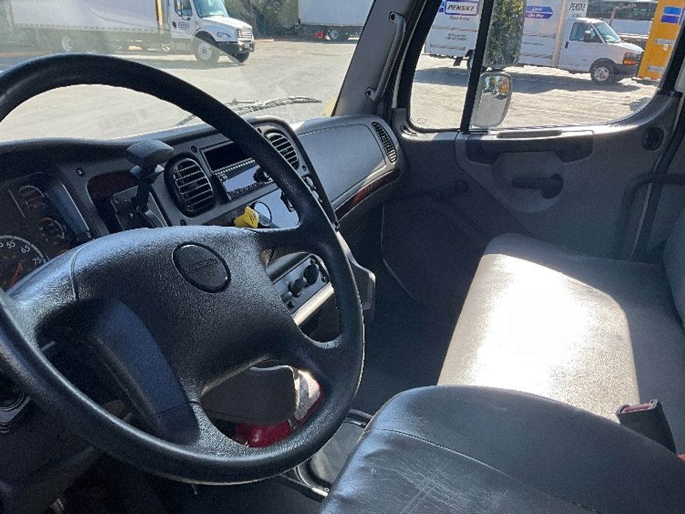 Medium Duty Box Truck-Light and Medium Duty Trucks-Freightliner-2020-M2-West Sacramento-CA-73,330\n\t\tmiles-$ 71,000 - Image 17