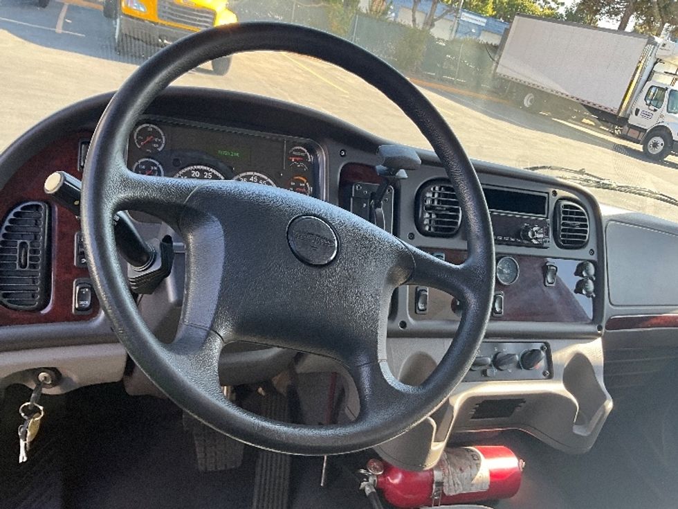 Medium Duty Box Truck-Light and Medium Duty Trucks-Freightliner-2020-M2-West Sacramento-CA-73,330\n\t\tmiles-$ 71,000 - Image 18
