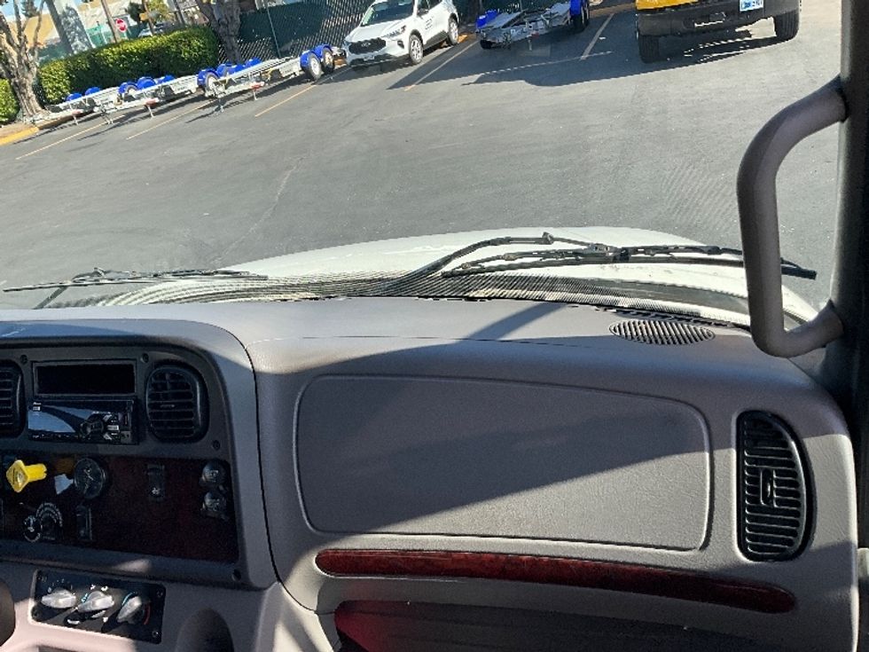Medium Duty Box Truck-Light and Medium Duty Trucks-Freightliner-2020-M2-West Sacramento-CA-73,330\n\t\tmiles-$ 71,000 - Image 21