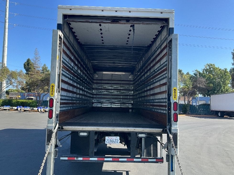Medium Duty Box Truck-Light and Medium Duty Trucks-Freightliner-2020-M2-West Sacramento-CA-73,330\n\t\tmiles-$ 71,000 - Image 8